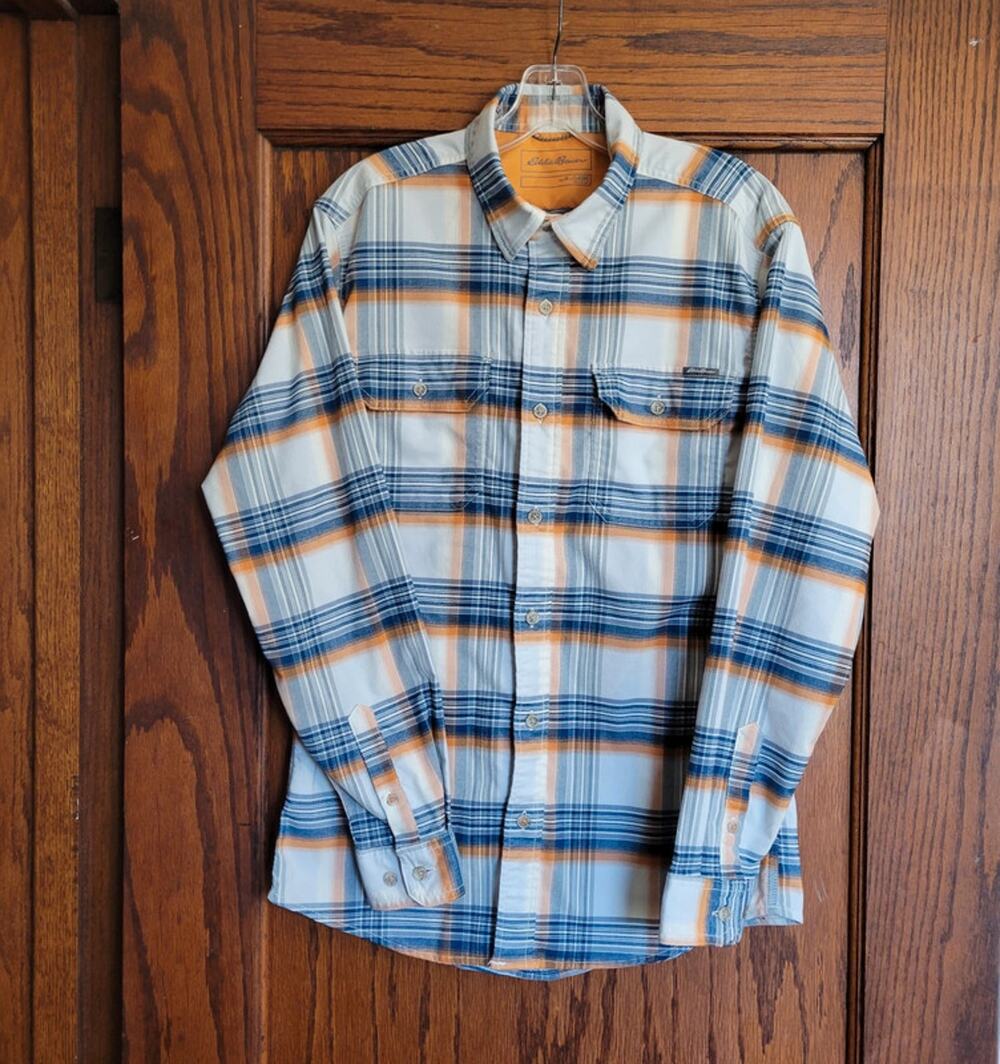 Eddie Bauer Mens Shirt Medium Plaid Long Sleeve Button Down Flap Pockets Blue